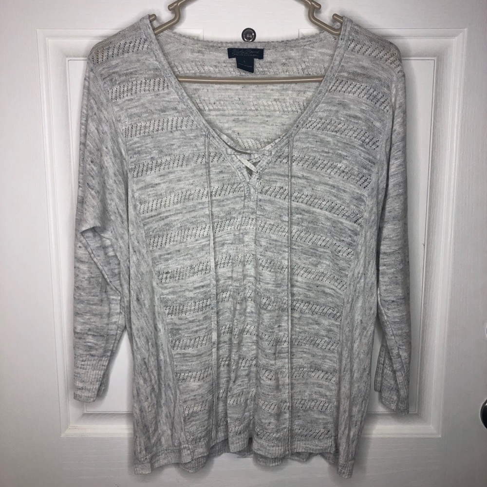 Women’s Lucky Brand lightweight sweater